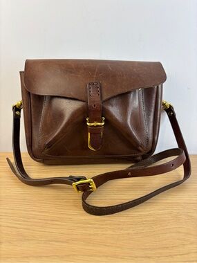 “Old Trend” Isla Flap Smooth Brown Leather Crossbody Bag